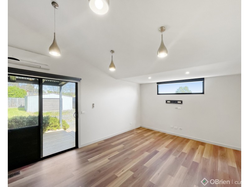 7 Ellinbank Street, Newborough VIC 3825