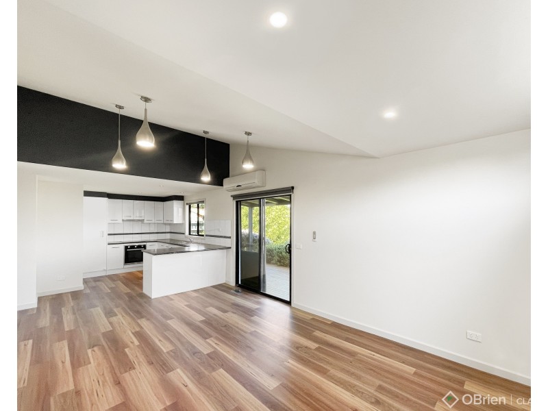 7 Ellinbank Street, Newborough VIC 3825