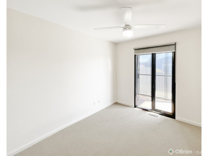 7 Ellinbank Street, Newborough VIC 3825