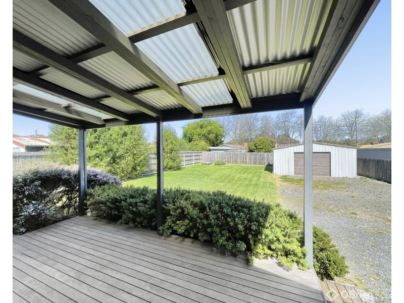 7 Ellinbank Street, Newborough VIC 3825