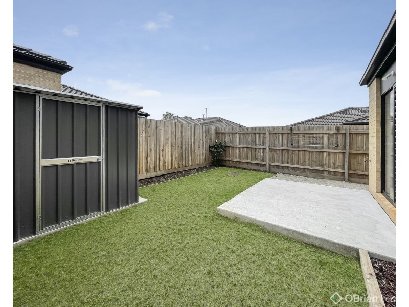 1/16 McKindlay Street, Drouin VIC 3818
