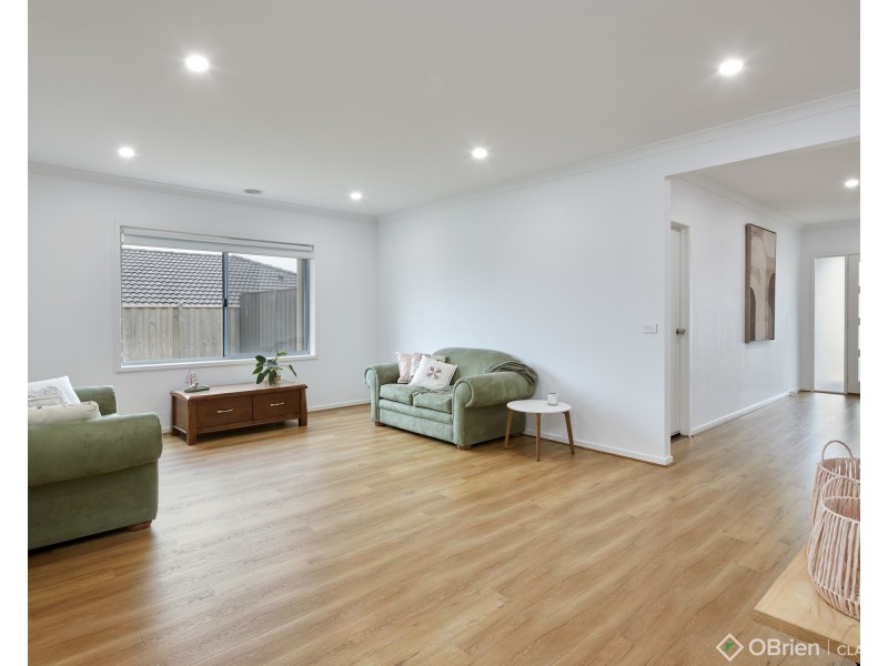 24 Hart Drive, Warragul VIC 3820