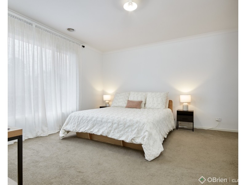 24 Hart Drive, Warragul VIC 3820