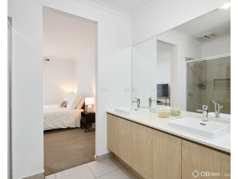 24 Hart Drive, Warragul VIC 3820