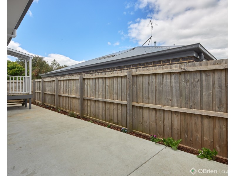 52 Albert Road, Drouin VIC 3818
