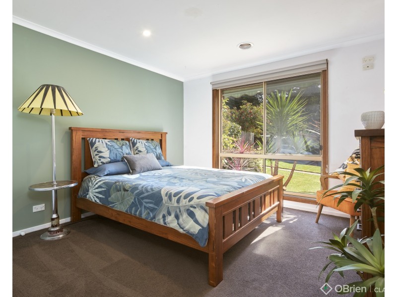 1 Elizabeth Close, Drouin VIC 3818