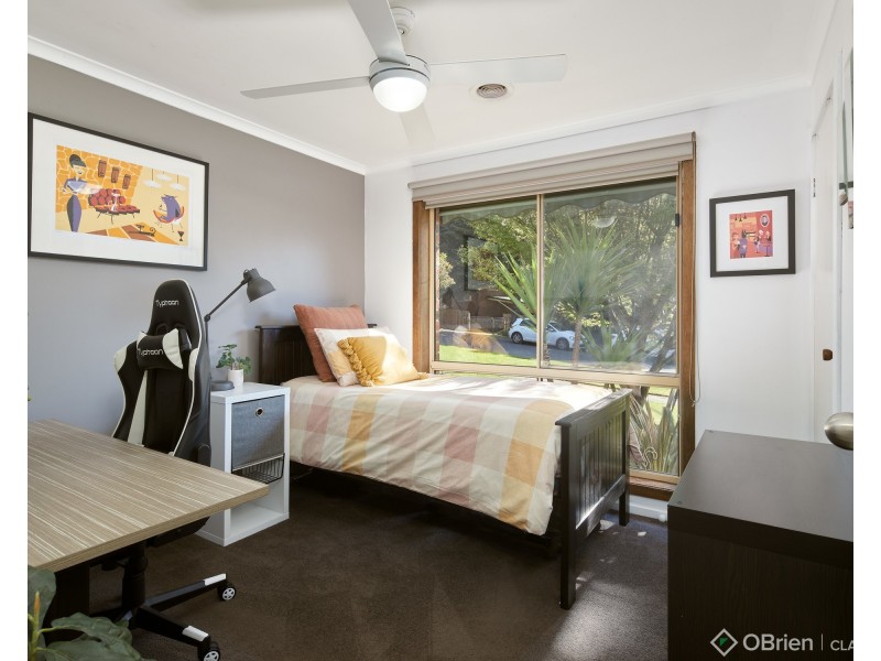 1 Elizabeth Close, Drouin VIC 3818