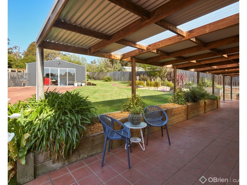 1 Elizabeth Close, Drouin VIC 3818