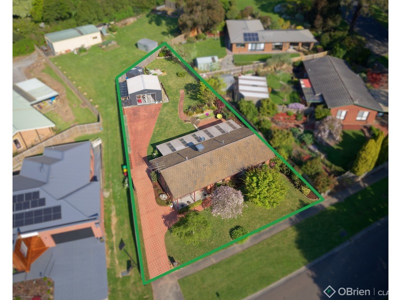 1 Elizabeth Close, Drouin VIC 3818