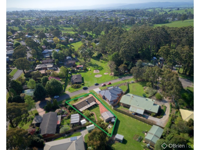 1 Elizabeth Close, Drouin VIC 3818