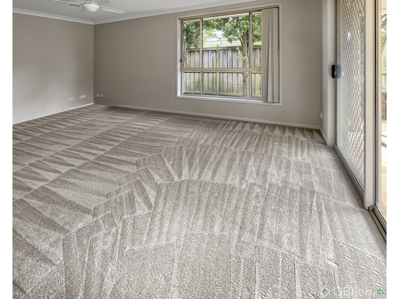 34 Lyndhurst Square, Drouin VIC 3818