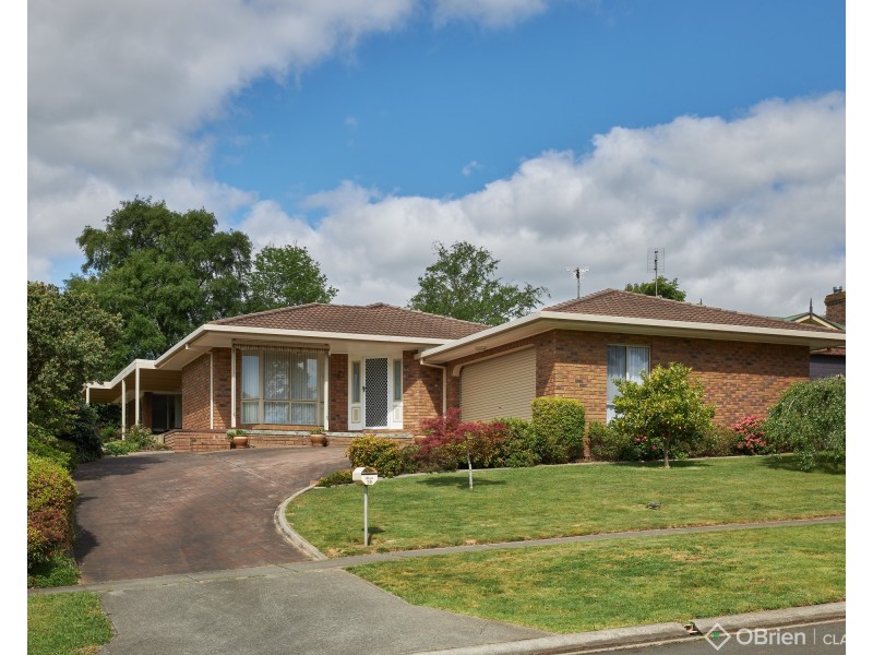 36 Darnum Street, Drouin VIC 3818