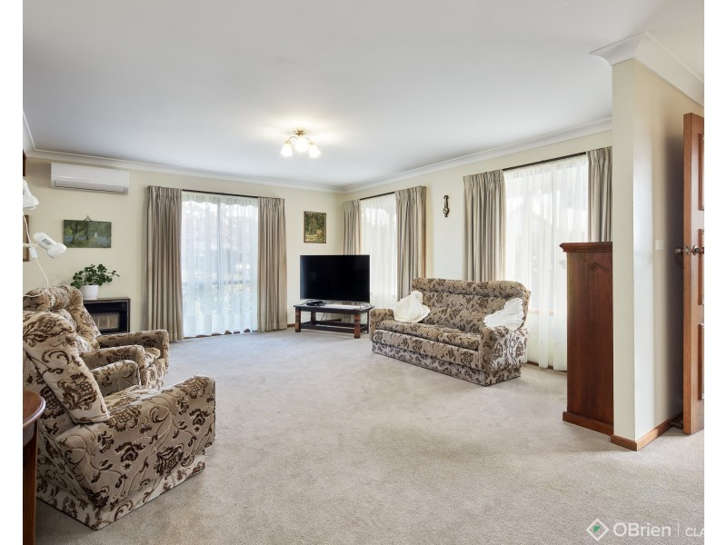 36 Hopetoun Road, Drouin VIC 3818