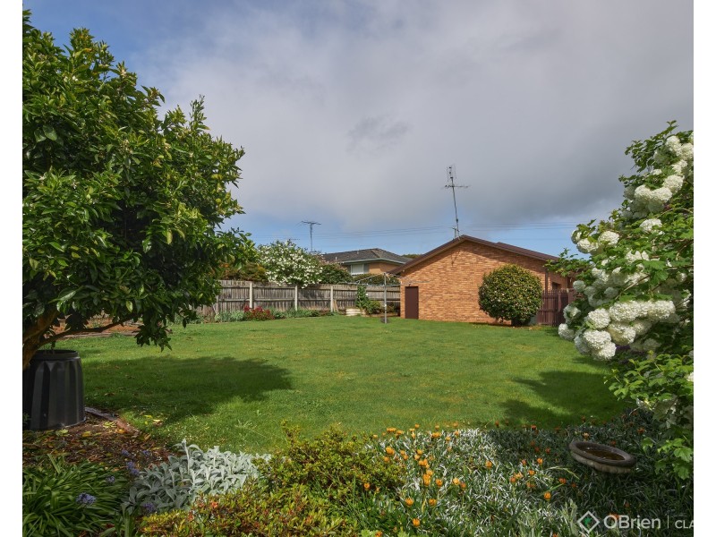 36 Hopetoun Road, Drouin VIC 3818