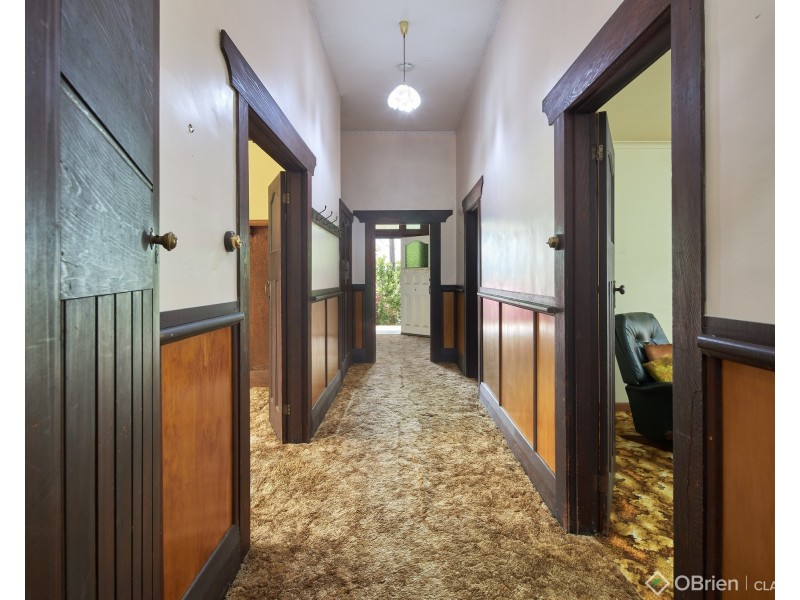 18 Young Street, Drouin VIC 3818