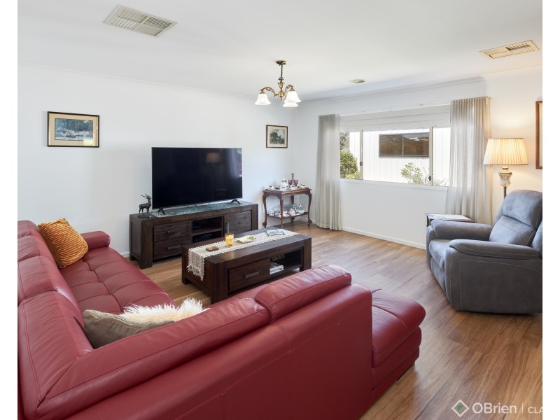 11 Sandstock Drive, Warragul VIC 3820