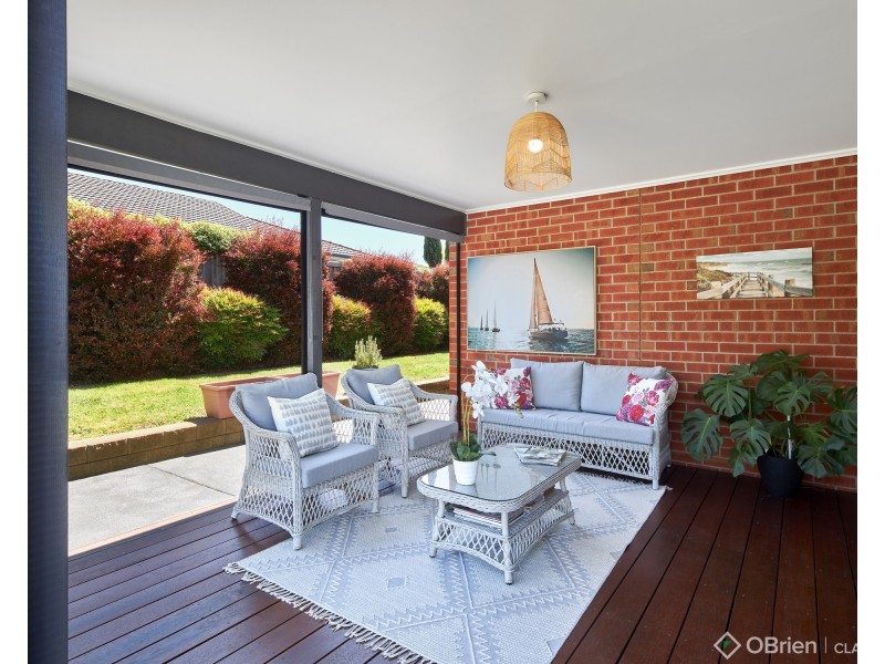11 Sandstock Drive, Warragul VIC 3820