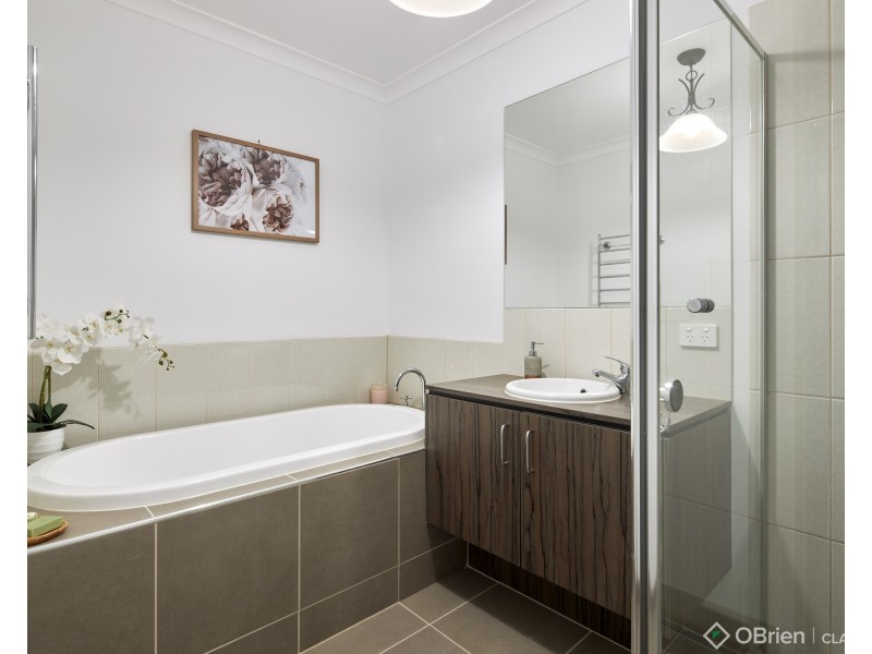 11 Sandstock Drive, Warragul VIC 3820