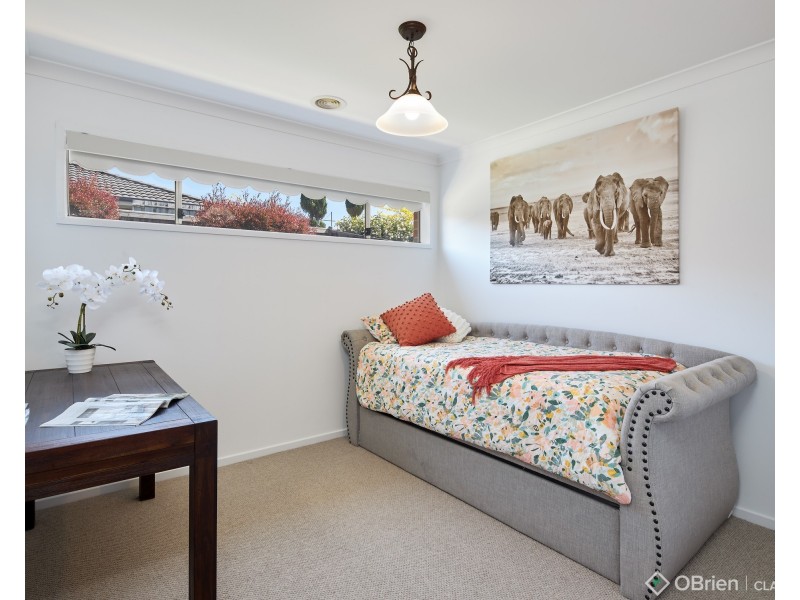 11 Sandstock Drive, Warragul VIC 3820