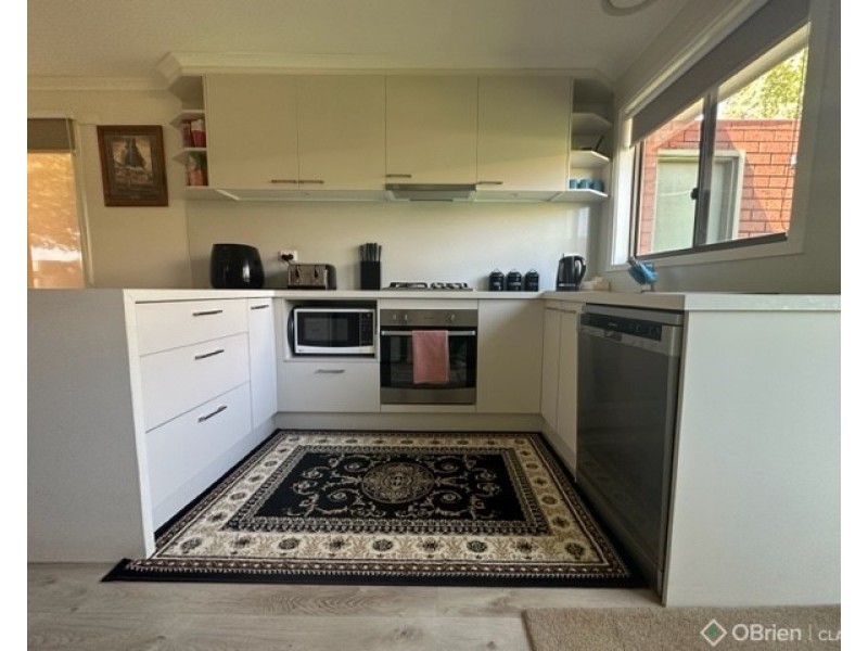 6/33 Albert Road, Drouin VIC 3818