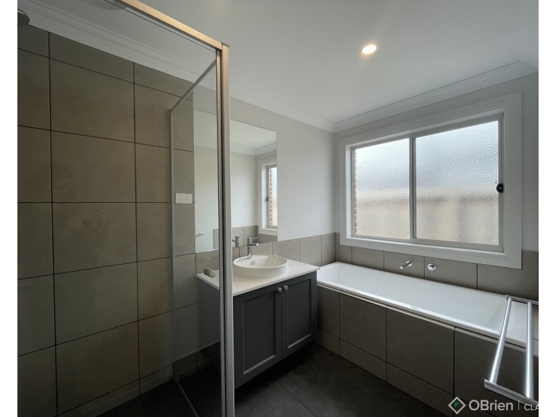 14 Tambo Drive, Warragul VIC 3820