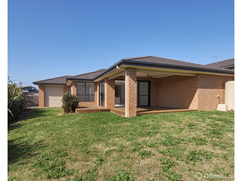 12 Paulan Court, Warragul VIC 3820