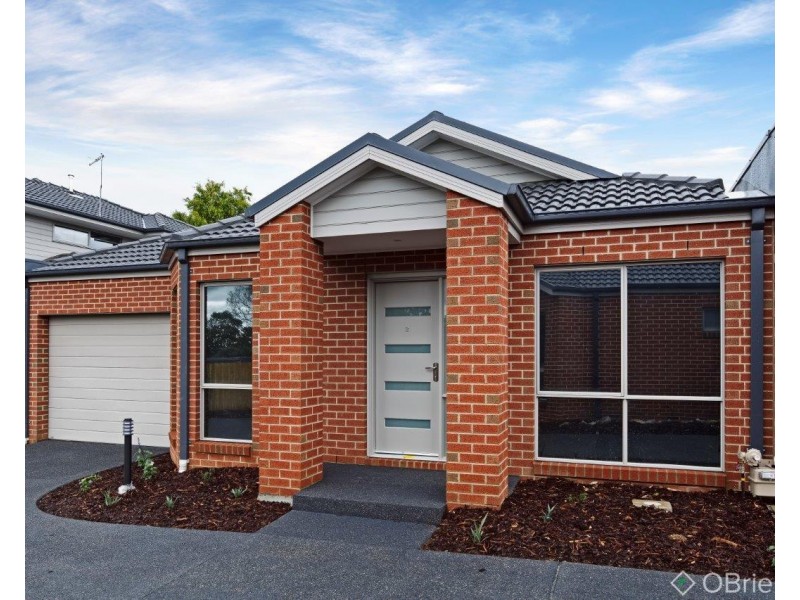 2/4 Hearn Street, Drouin VIC 3818