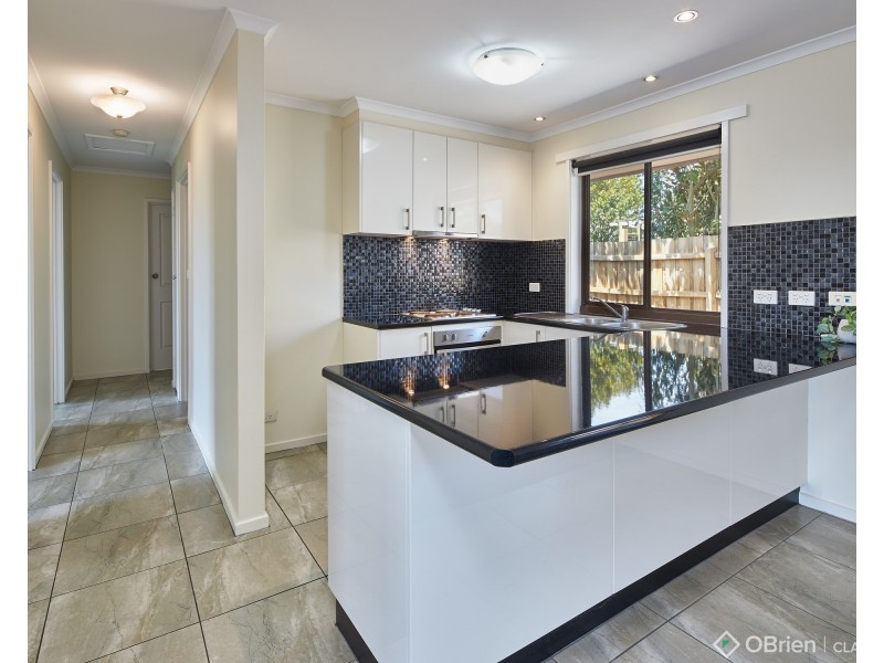 1/3 Neerim Street, Drouin VIC 3818