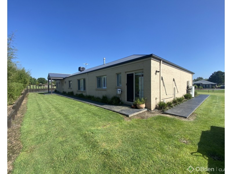 21 Drovers Close, Drouin VIC 3818