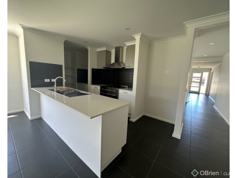 19 Tassell Drive, Warragul VIC 3820
