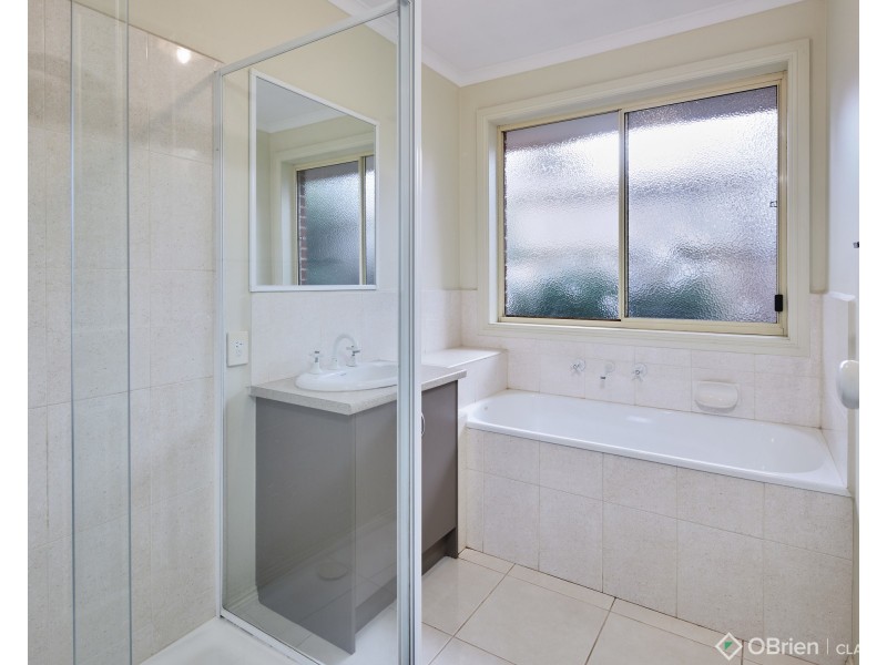 20 Miller Close, Drouin VIC 3818