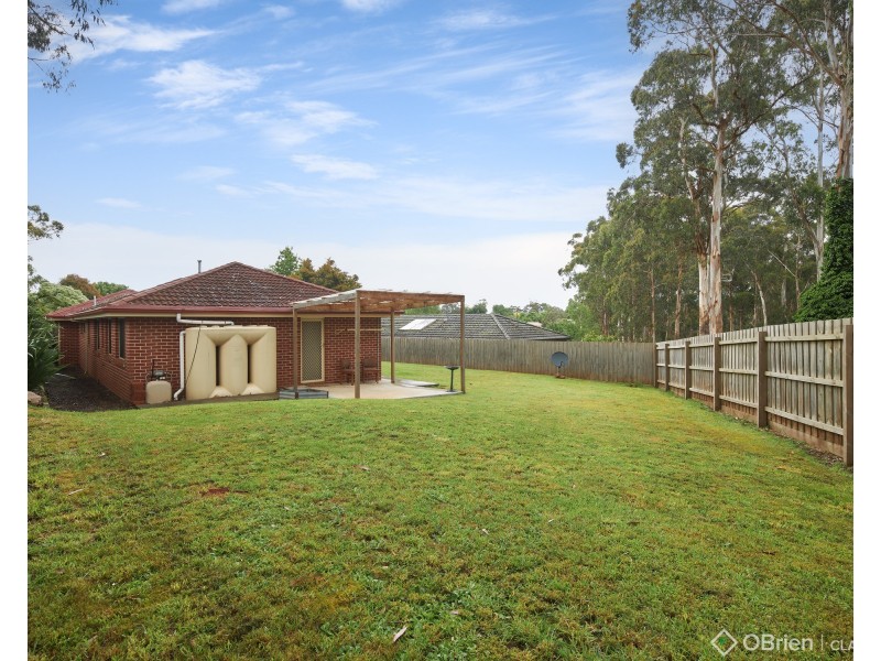 20 Miller Close, Drouin VIC 3818