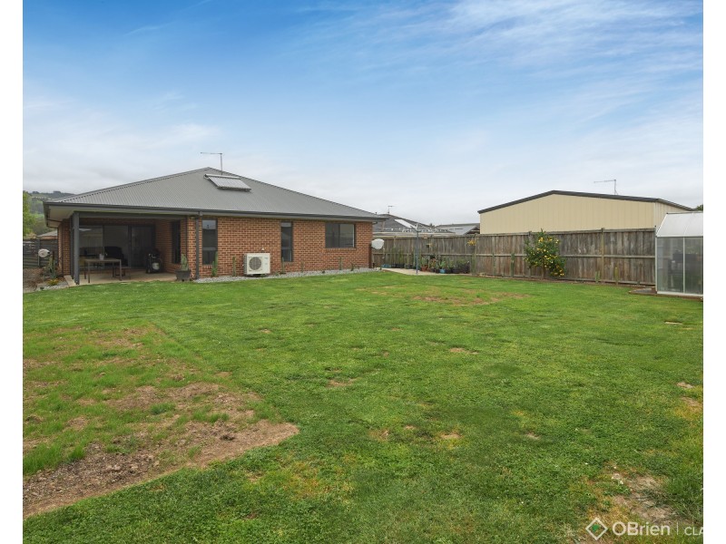 52 Woodlawn Boulevard, Yarragon VIC 3823