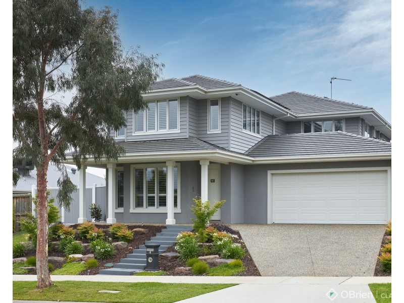 4 Blue Jacket Drive, Warragul VIC 3820