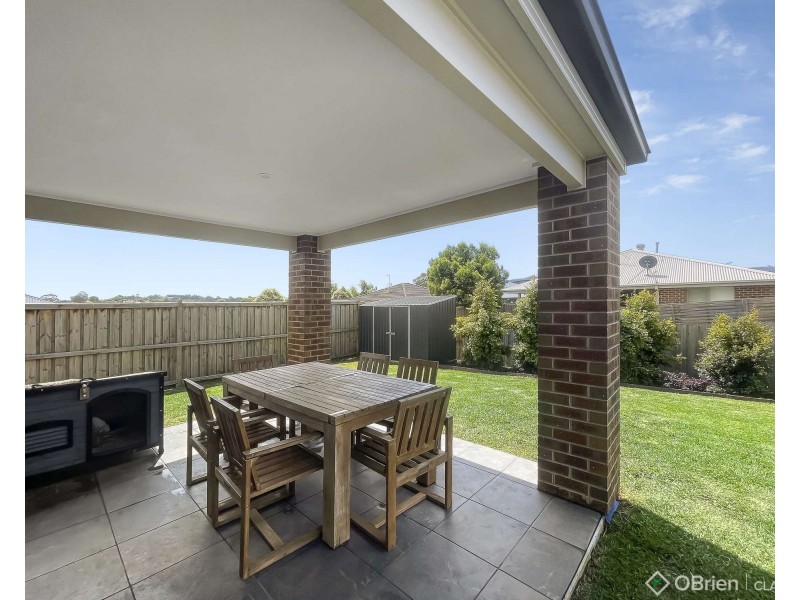 27 Lillypilly Street, Warragul VIC 3820