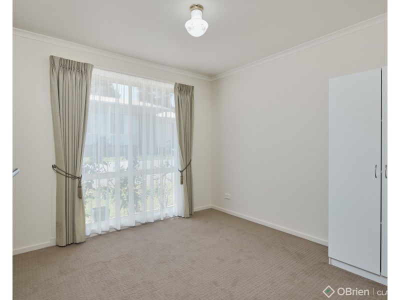 1/20-22 Lampard Road, Drouin VIC 3818