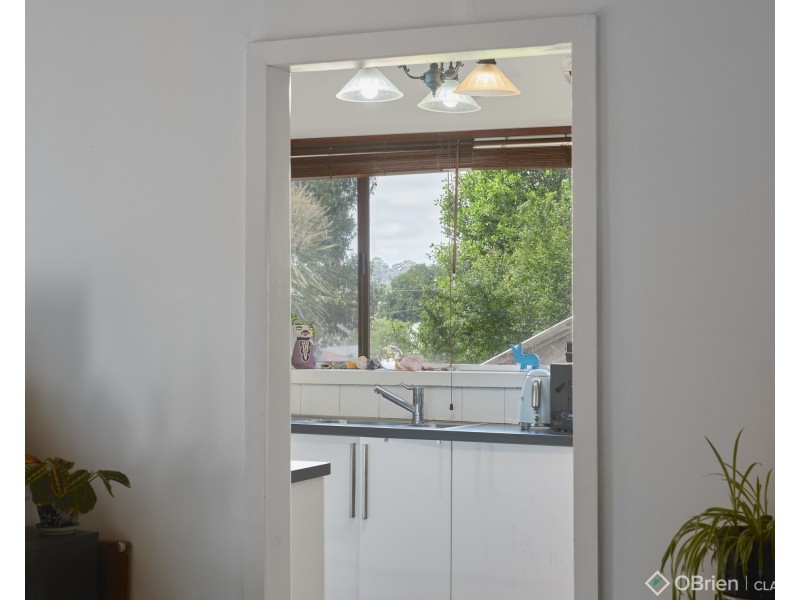 6 Windsor Avenue, Warragul VIC 3820