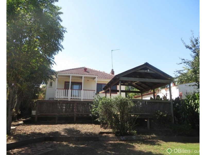 6 Windsor Avenue, Warragul VIC 3820