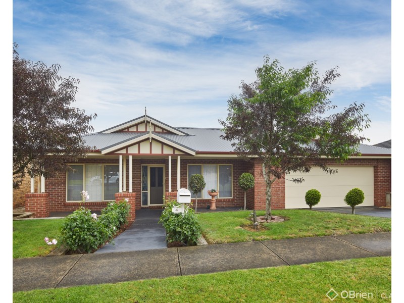 4 Mayfair Drive, Drouin VIC 3818
