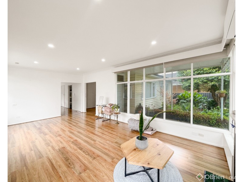 4 Castle Street, Moe VIC 3825