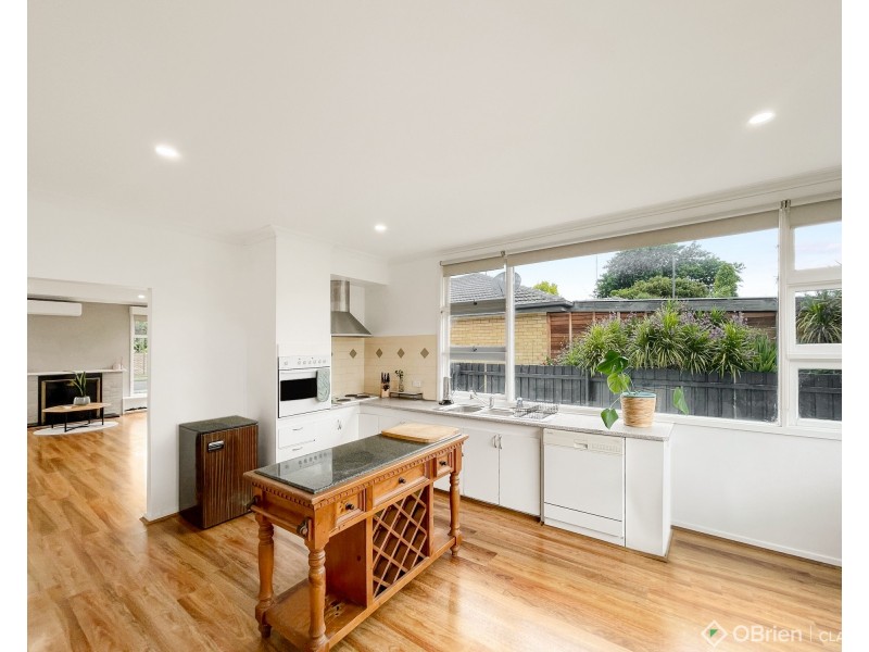 4 Castle Street, Moe VIC 3825