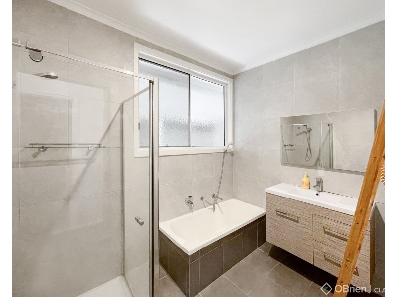 4 Castle Street, Moe VIC 3825