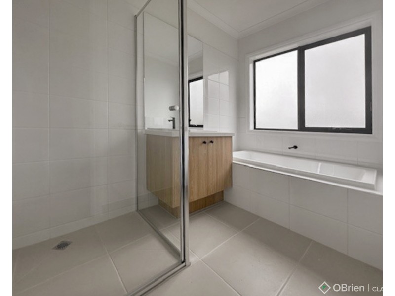 16 Megan Street, Neerim South VIC 3831