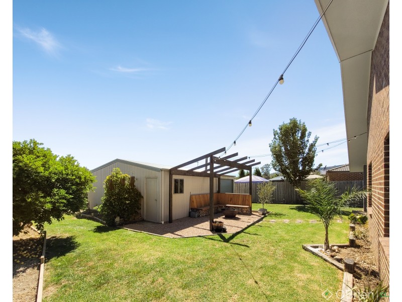 64 Vincent Boulevard, Trafalgar VIC 3824