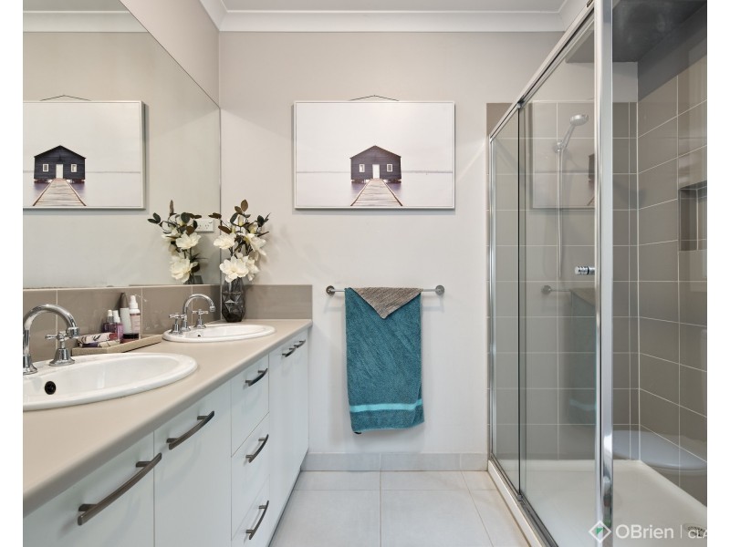 17 Skipton Street, Drouin VIC 3818