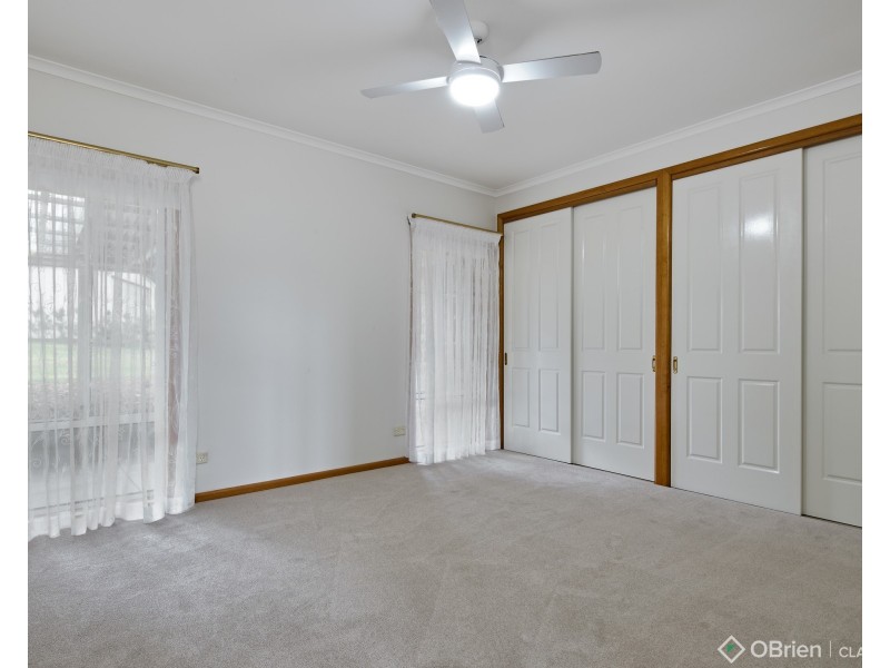 7 Massimo Court, Drouin VIC 3818