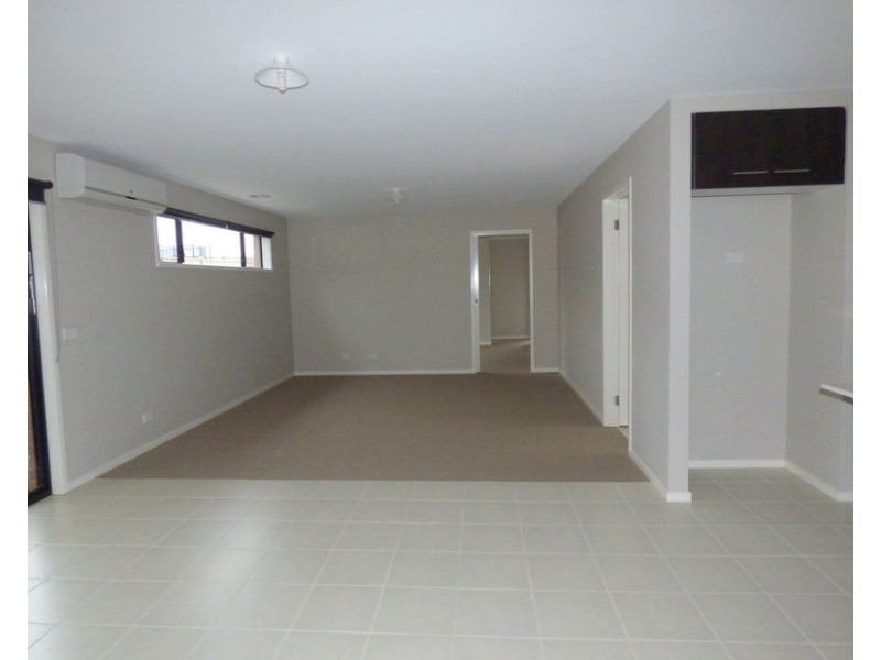 24 Skyline Drive, Warragul VIC 3820