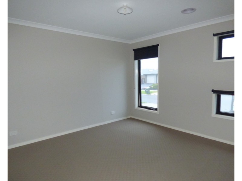 24 Skyline Drive, Warragul VIC 3820