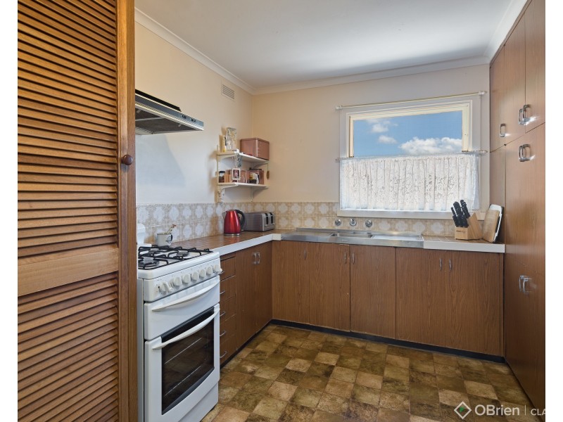 2/12 Hearn Street, Drouin VIC 3818