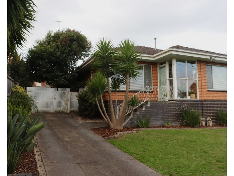 1/3 James Court, Warragul VIC 3820